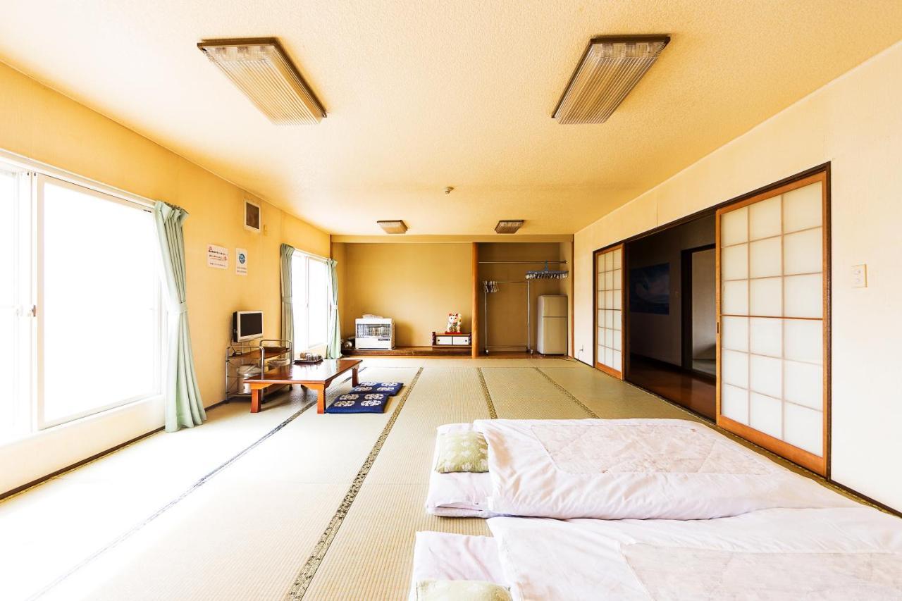 Hotel Minshuku Nihonkai Ishikari Exterior foto